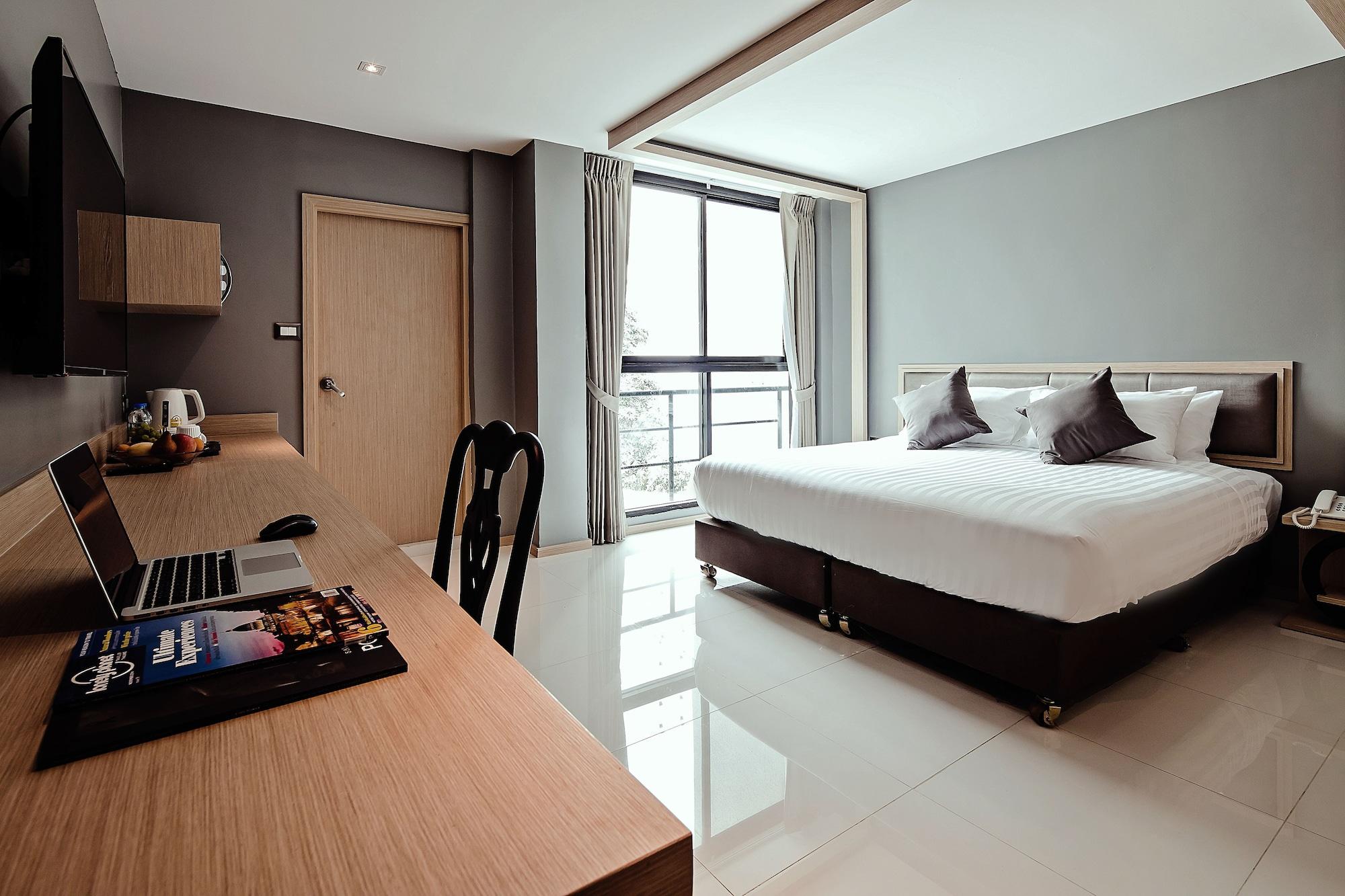 Three Sukhumvit Hotel Bangkok Buitenkant foto