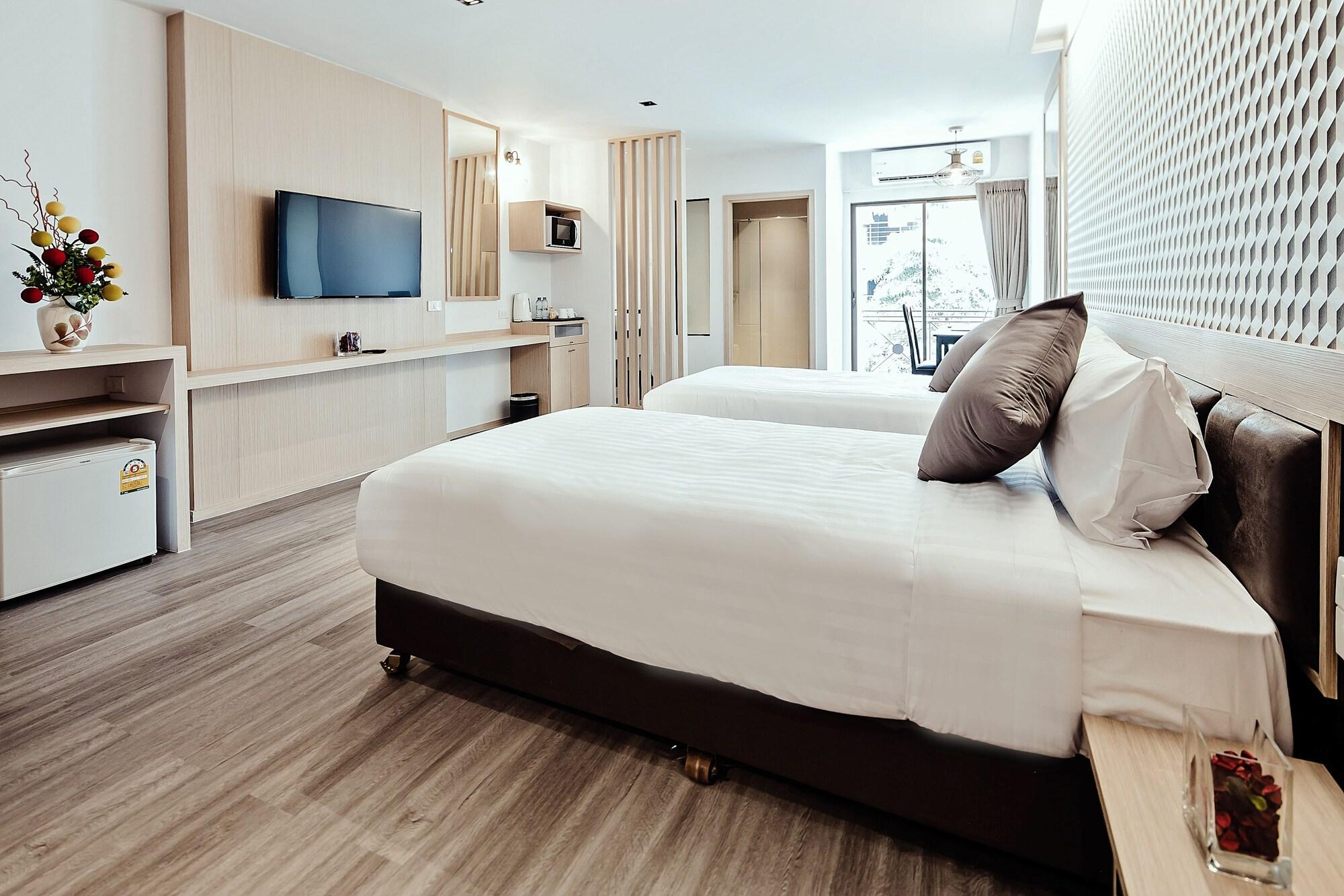 Three Sukhumvit Hotel Bangkok Buitenkant foto