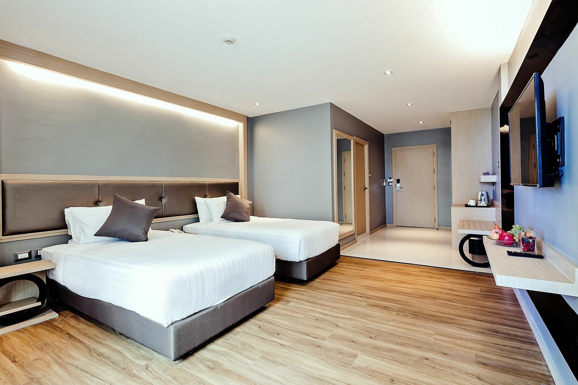 Three Sukhumvit Hotel Bangkok Buitenkant foto